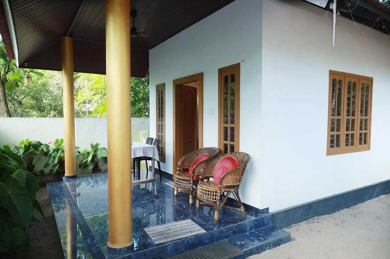 Marari Neena Beach Homestay Mararikulam Bed & Breakfast